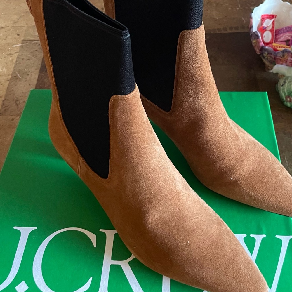 Cute boots🥰